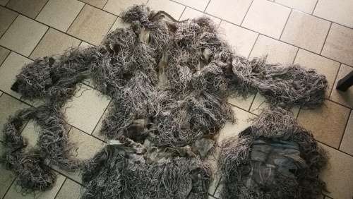 Ghillie Suit  ( L-XL)  Camo Woodland Camouflage Forest Hunting 4-Piece Set+Bag