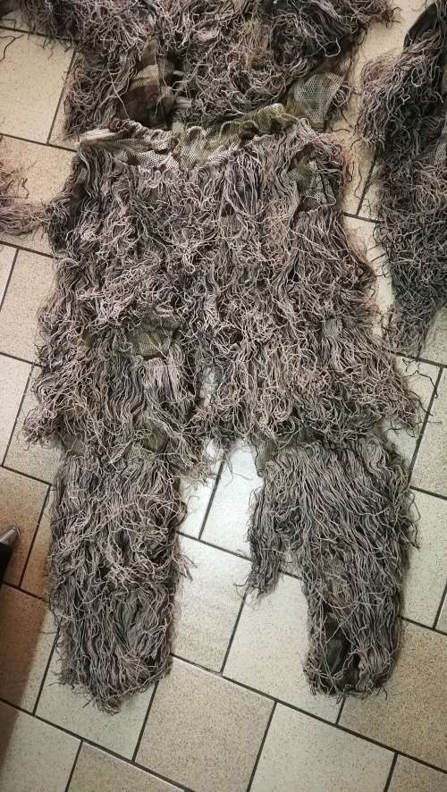 Ghillie Suit  ( L-XL)  Camo Woodland Camouflage Forest Hunting 4-Piece Set+Bag