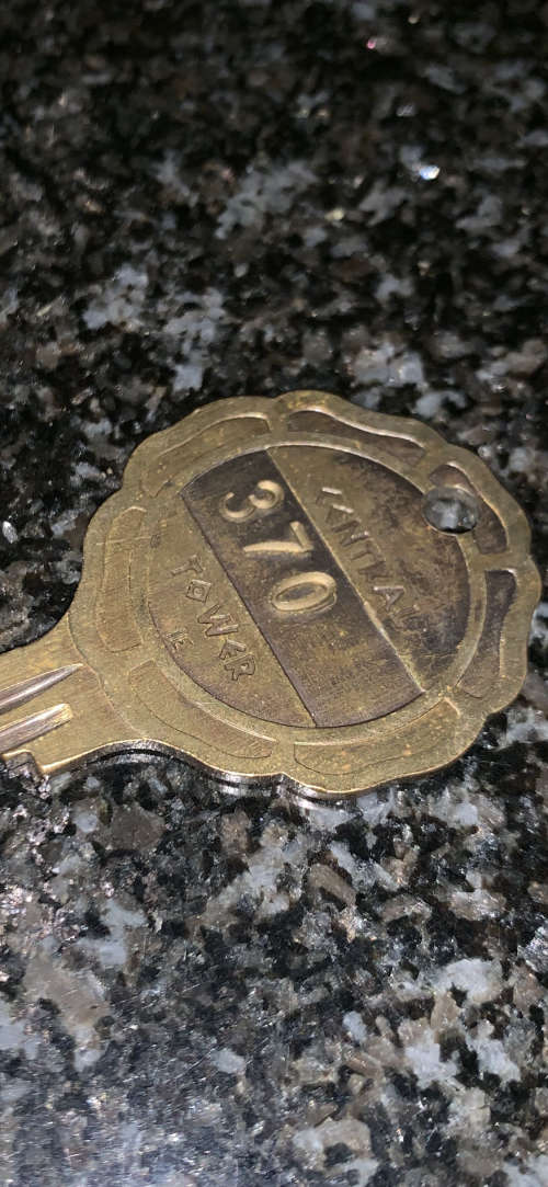 Collectible Vintage Hotel Room Key - Caesars Palace Casino Las Vegas - Central Tower Room 370