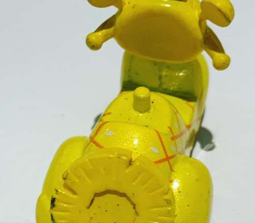 Collectible Sanrio DieCast - HelloKitty - Dazzle Dash Maru Pineapple Scooter