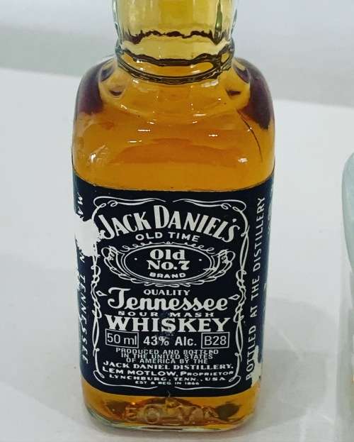 Vintage Sealed Jack Daniels 50ml Glass Tennessee Whiskey Bottle - With Branded Tot