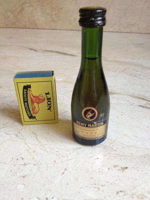 Collectable Miniature 50ml Bottle - Remy Martin Cognac (#alcohol/liqueur/cognac)
