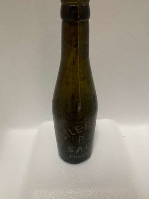 Old Castle Lager Beer Bottle - SA Breweries - Slight Damage At Base