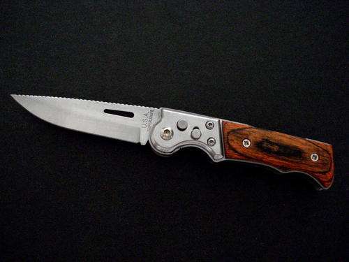 # WOOD STYLED POCKET KNIFE #