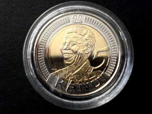 2008 MANDELA 90th BIRTHDAY COIN ,UNCIRCULATED AND IN A CAPSULE!!!!