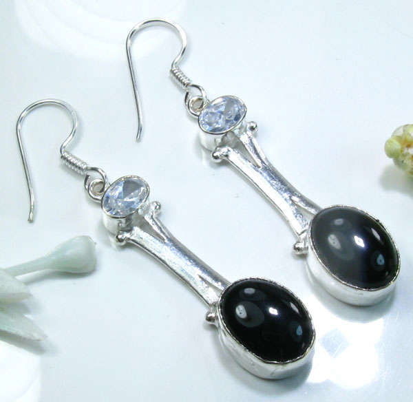 UNIQUE BLACK ONYX & WHITE TOPAZ .925 SILVER EARRINGS