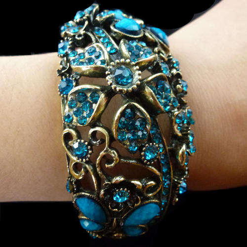 Splendid Solid Copper Sky Blue Agate & Rhinestone Bracelet.