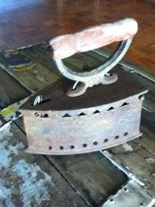 COAL IRON ANTIQUE