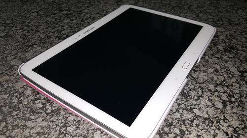 Sasmung Galaxy P5200, Prefect condition ,3G + Wifi + Charger + Cover