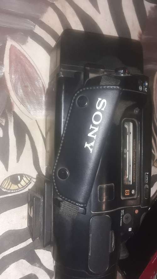 sony video 8 handycam 12x video camera recoder