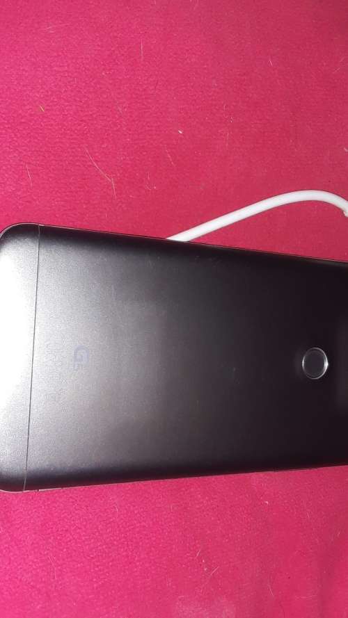 lg g5  cell phone damaged screen