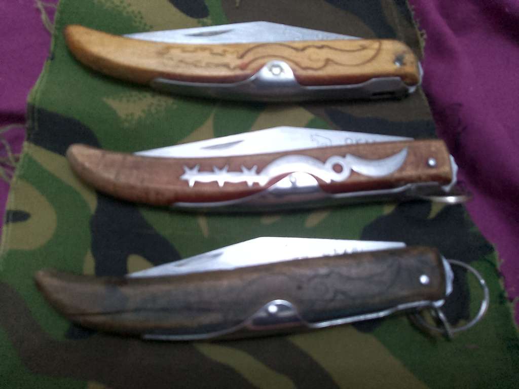 OKAPI FOLDING KNIVES