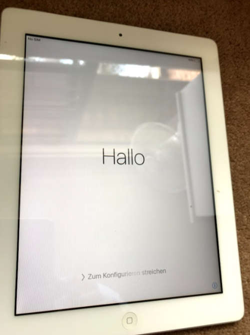 Apple IPad 2017 64GB Wifi and Cellular