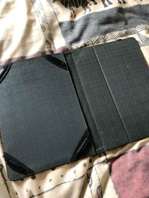 Apple IPad 2017 64GB Wifi and Cellular