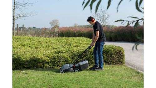 Power Plus - Lawnmower 1000W - 320mm (Demo)