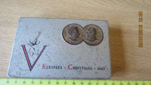 1944 Christmas tin with various badges etc, in it, as per photo