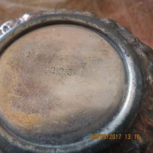 beautiful milk jug, silver plated, made in America, Reed & Barton 1299, as per photo