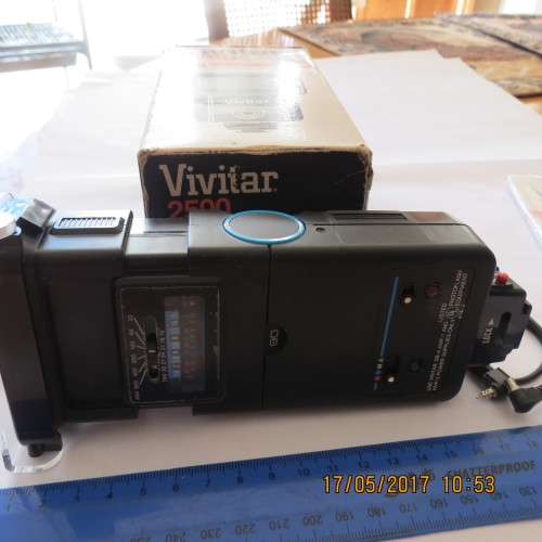 Vivitar 2500 photographic flash in box with papers etc., as per photo