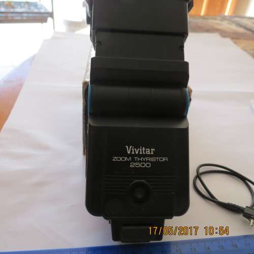 Vivitar 2500 photographic flash in box with papers etc., as per photo