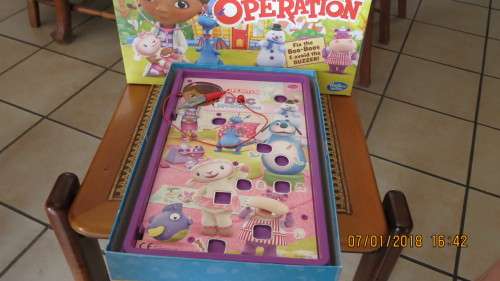 Operation board game, not to sure if everything is there, sold as is, as per photo