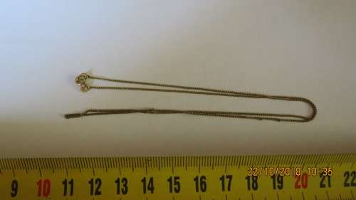 very rare thin gold chain   AMERIK   and GK with a star and 1/4 moon  46cm long, 1gram, as per photo