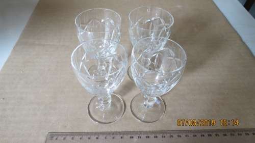 set of 4 cherry glasses, 10cm high, as per photo