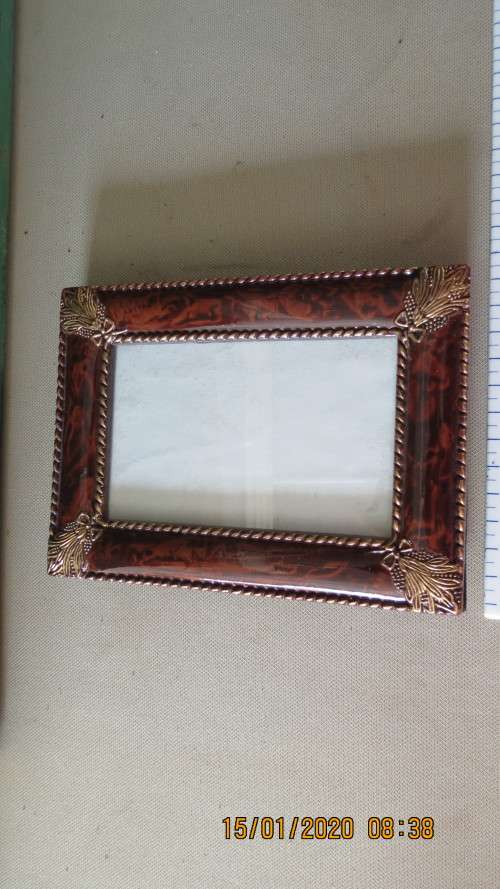 very attractive photo frame, as per photo