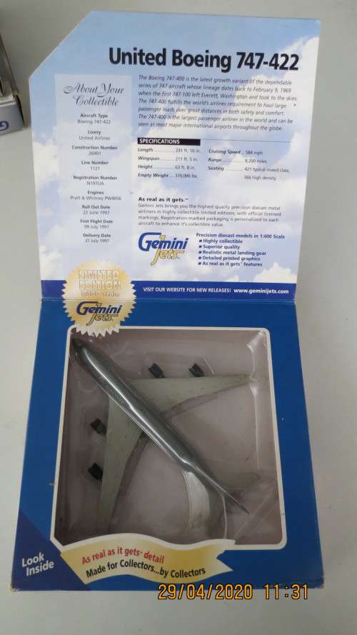 Gemini Jets Boeing 747 - 422  Diecast model 1:400 scale, as per photo