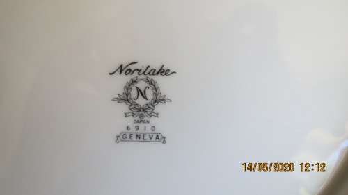 large Noritake Geneva 6910 dinner service,................, as per photo