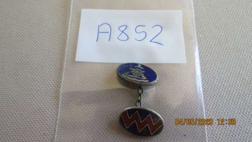 Artillery enamelled cufflink, only one, as per photo