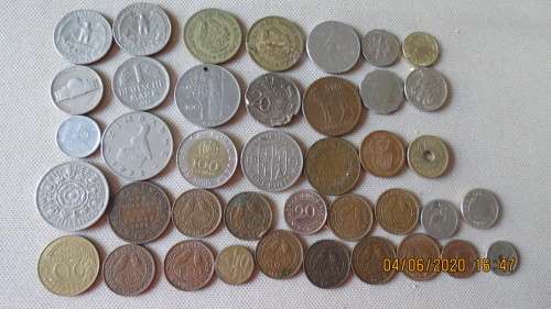 bag of 40 coins, as per photo