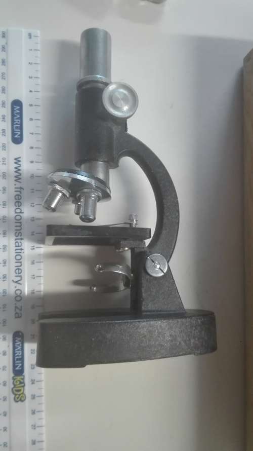 C.O.C. Microscope, in original box with extra lenses,......, as per photos