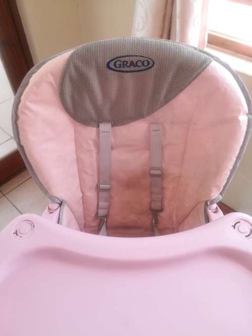 Graco advanced foldable high feeding chair with tray