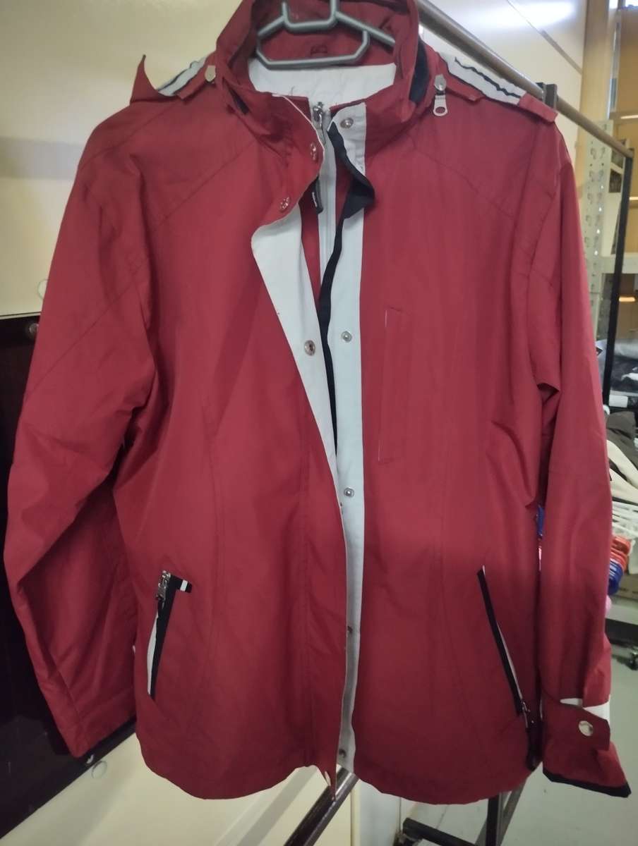 Women`s Sports Jacket