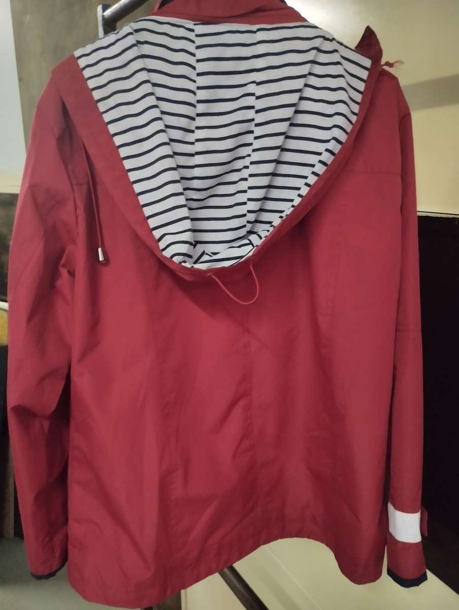 Women`s Sports Jacket