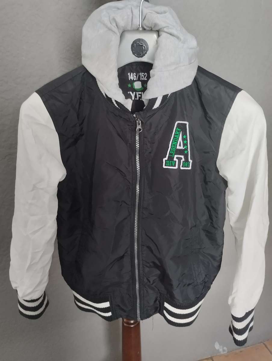 Kid jacket (Warm with Hoodie)