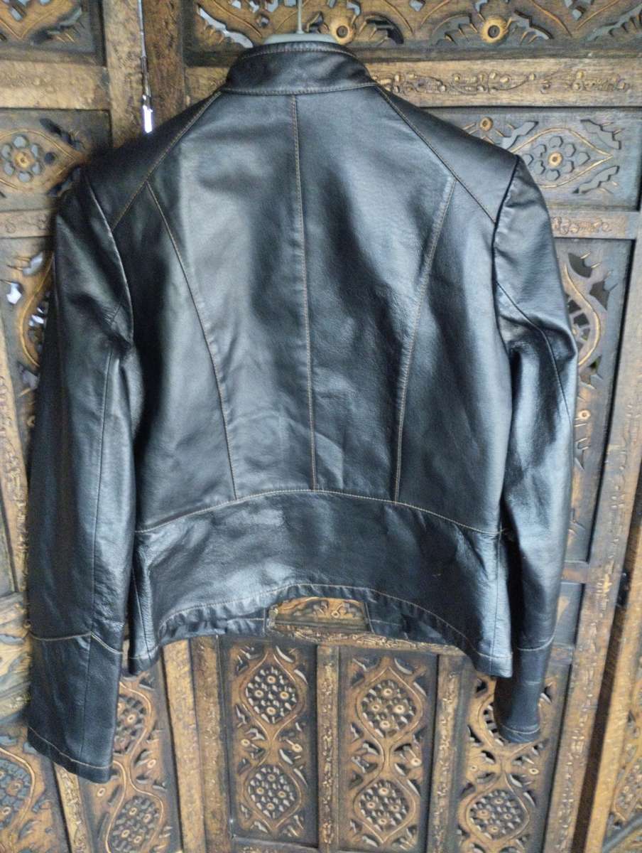 Women`s leather Jacket (100% leather)