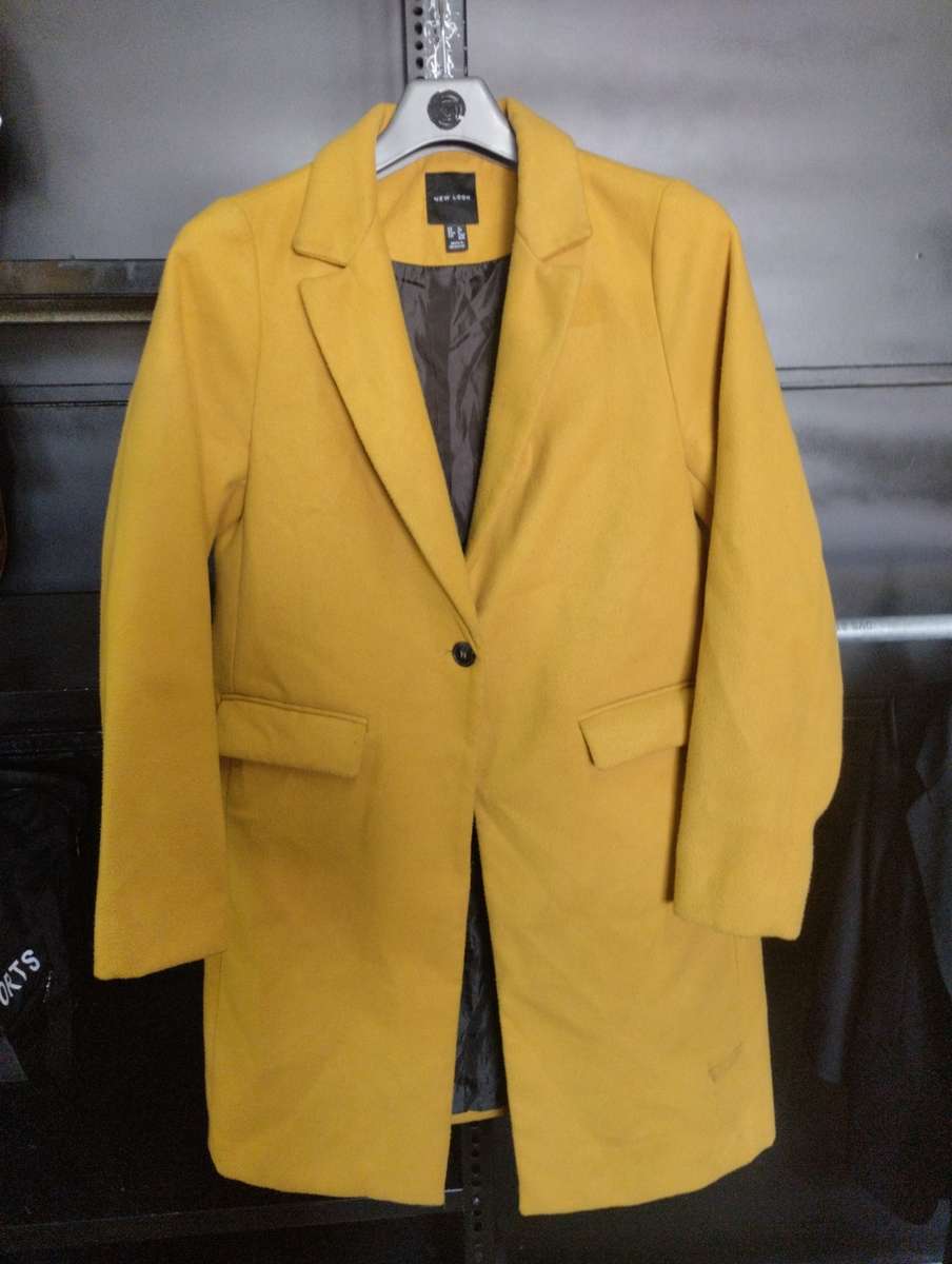 Womens coat (3/4 smart)