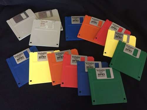 Retro 3.5 Inch Floppy Disks (Used)