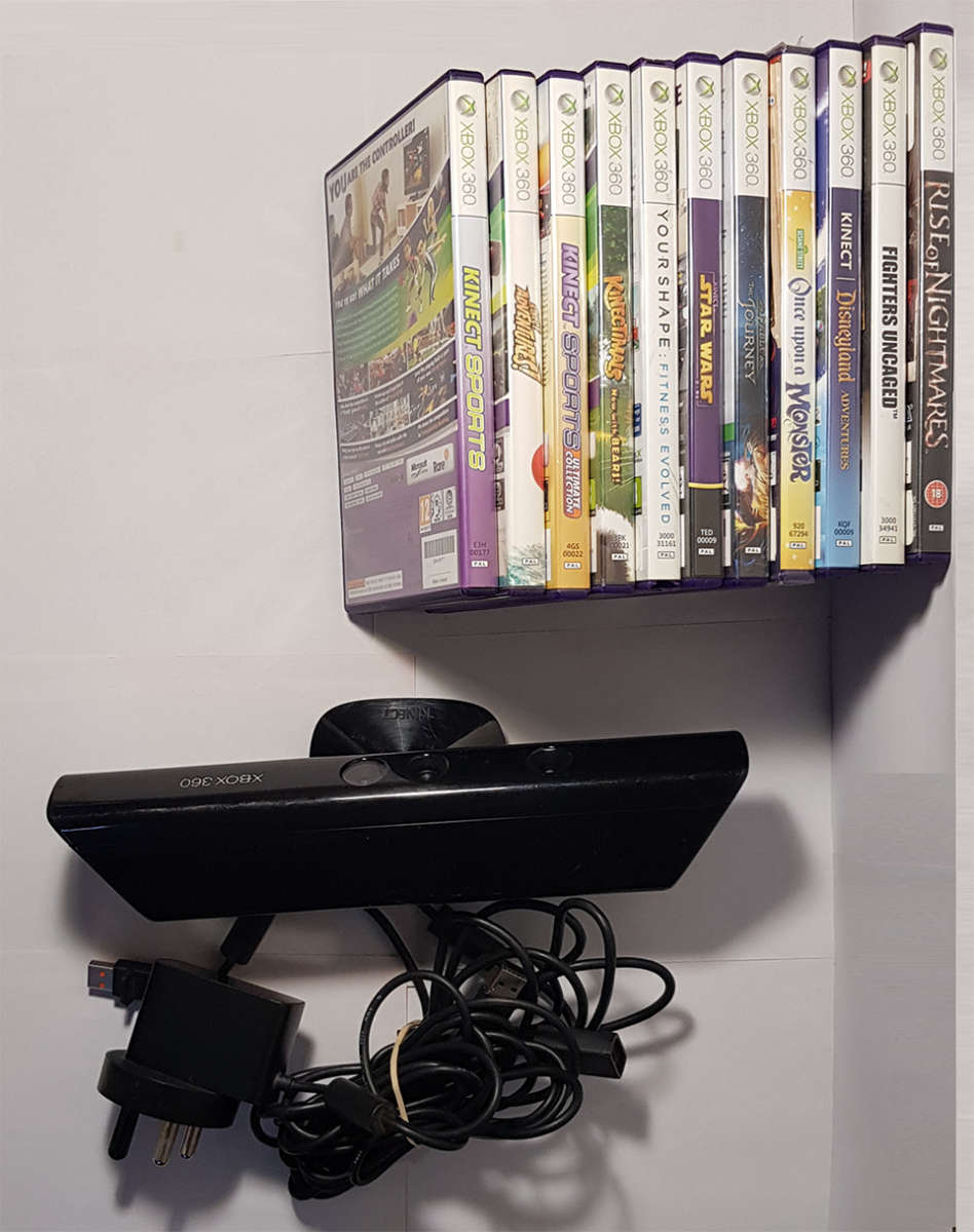 Kinect Sensor for Xbox 360 & 11 Kinect Games - with Original USB cable adaptor & Power supply