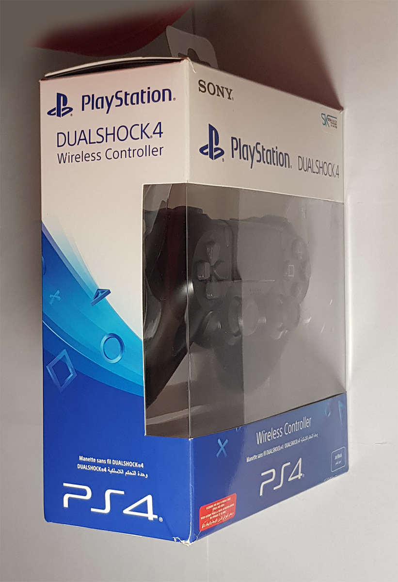 Official Sony Jet Black - V2 DUALSHOCK 4 DS4 - PS4 Wireless controller - Very Good Condition