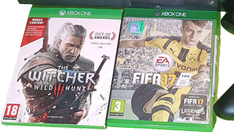 Microsoft Xbox One 500GB console + Fortnite & Apex Legends (preloaded) 4 Games + 2 Controllers