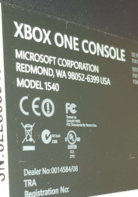 Microsoft Xbox One 500GB console + Fortnite & Apex Legends (preloaded) 4 Games + 2 Controllers