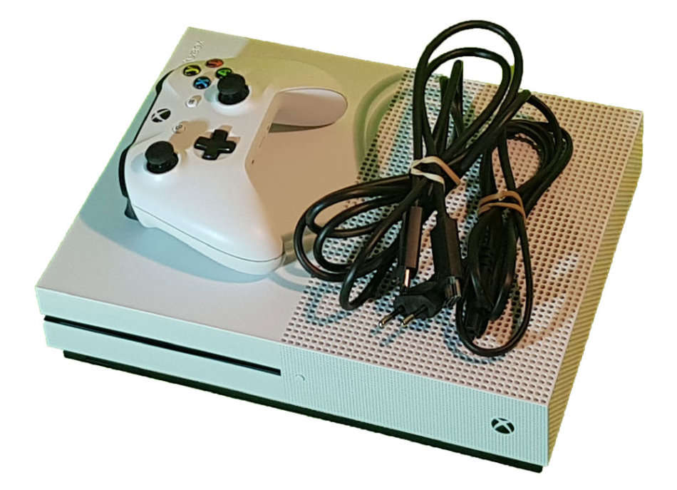 Microsoft Xbox One S console + Fortnite & Apex Legend+ 1 Controller- 4K UHD Video & Streaming