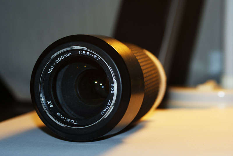 Tokina AF Zoom Macro 100-300mm Lens (Minolta/Sony)