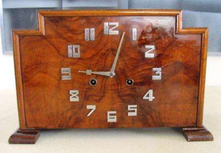 ART DECO GERMAN WALNUT PENDULUM MANTLE CLOCK