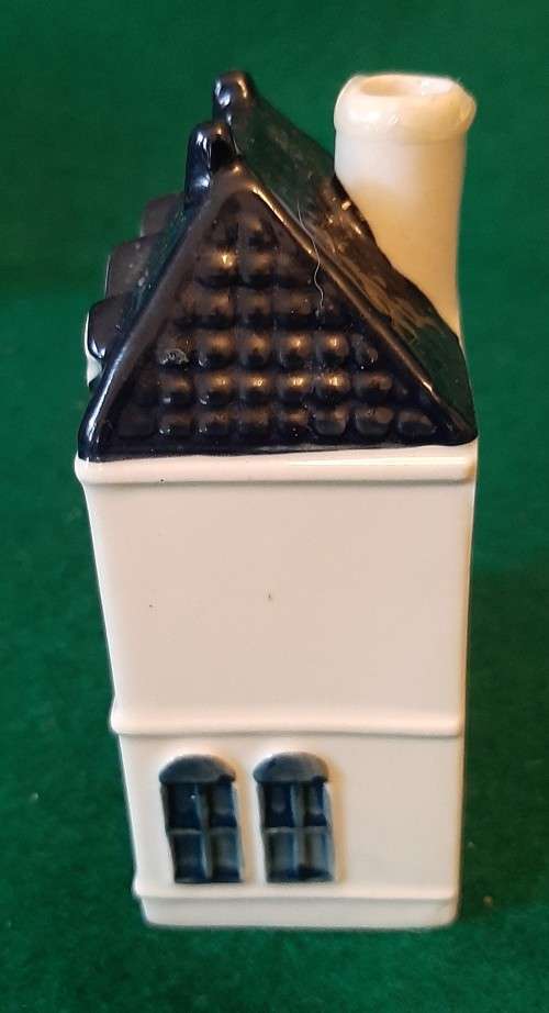 BLUE DELFTS FOR KLM BY BOLS MINIATURE HOUSE NO 48