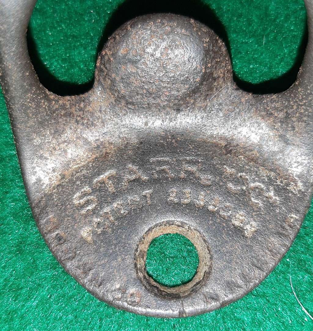 VINTAGE DRINK COCA COLA METAL BOTTLE OPENER