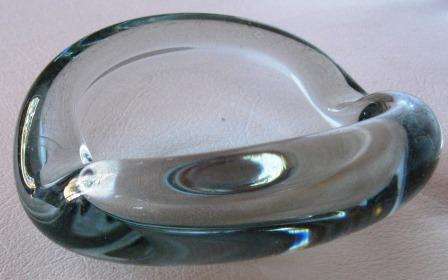 MID CENTURY MODERN DECORATIVE HOLMEGAARD CIGAR ASHTRAY-LIGHT BLUE/GREY COLOUR