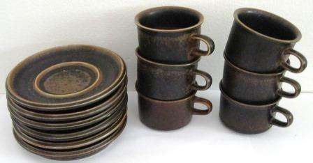 SET OF SIX ARABIA OF FINLAND ESPRESSO CUPS AND SAUCERS DESIGNED BY ULLA PROCOPE (1962-1999)